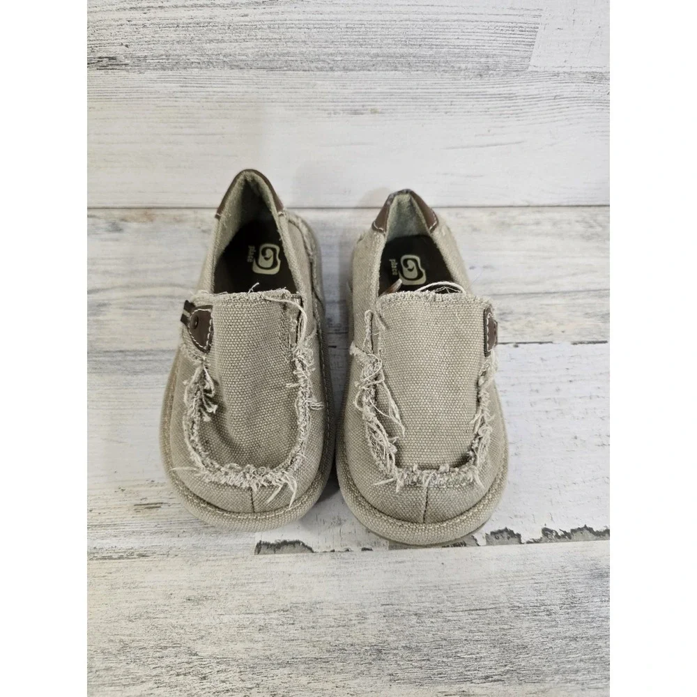 The Childrens Place Boys Tan Canvas Frayed Loafers Size 9 Toddler Shoes RN59284